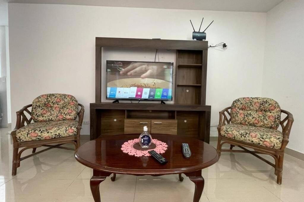 Modern Miraflores Tourist Area Apartment リマ エクステリア 写真